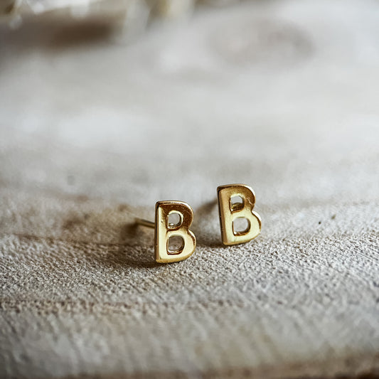 Gold B initial studs