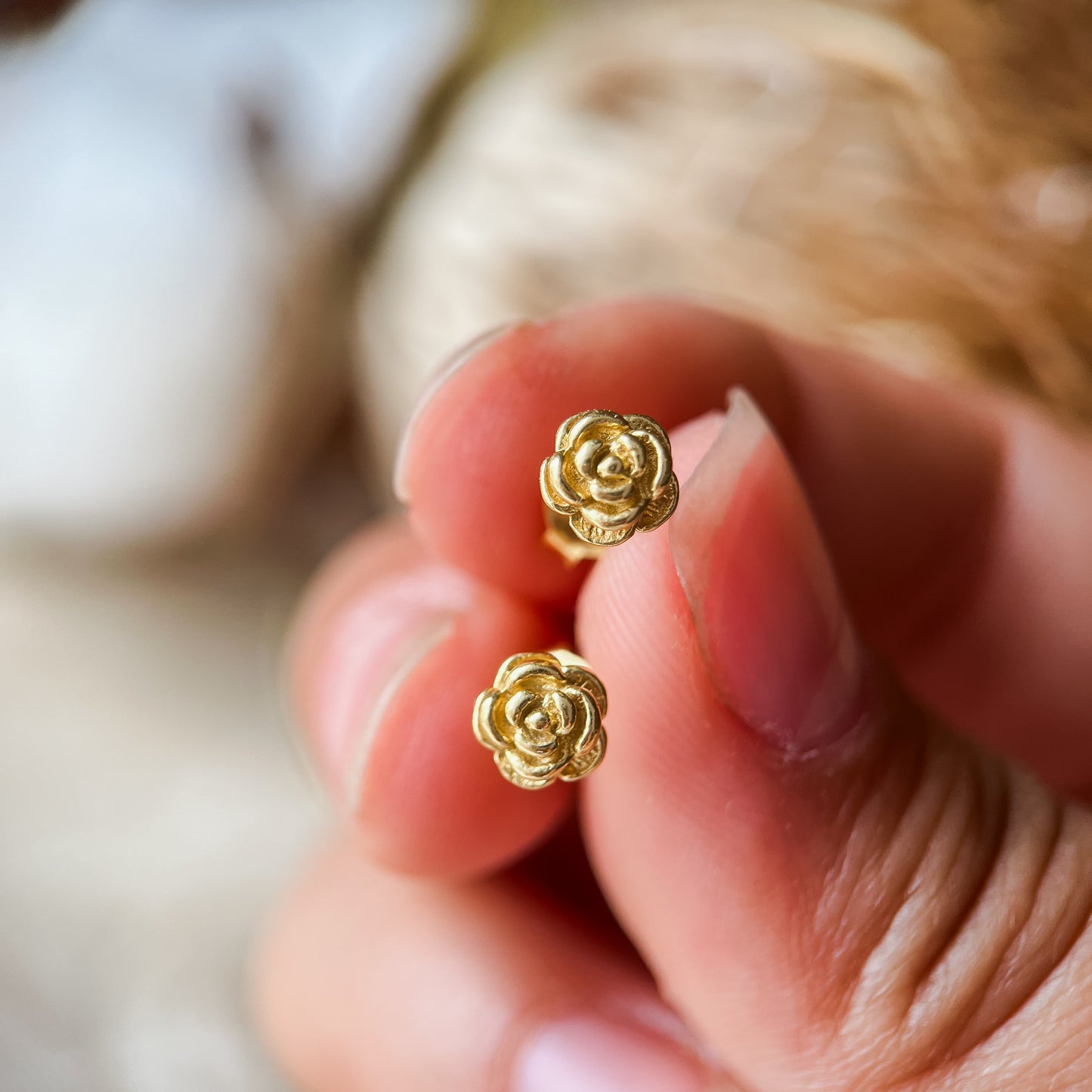 Gold Roses studs